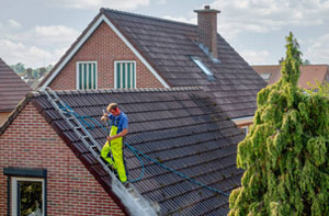 Roof Cleaners Stepps